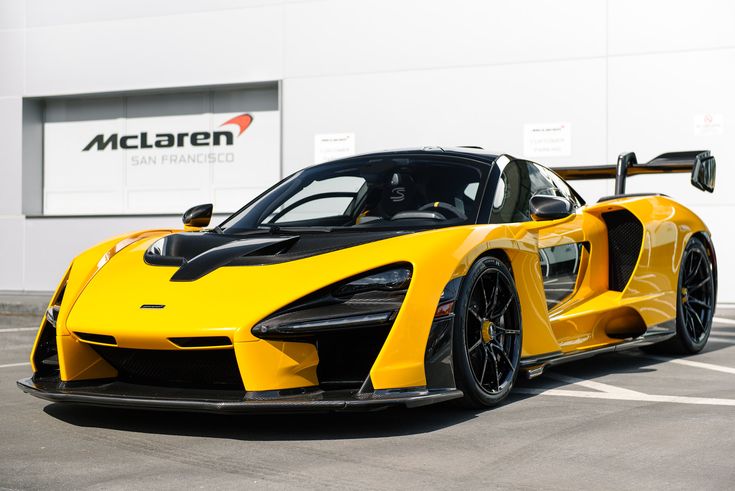 McLaren Senna